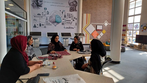 کارگاه دوخت ست اشپزخانه